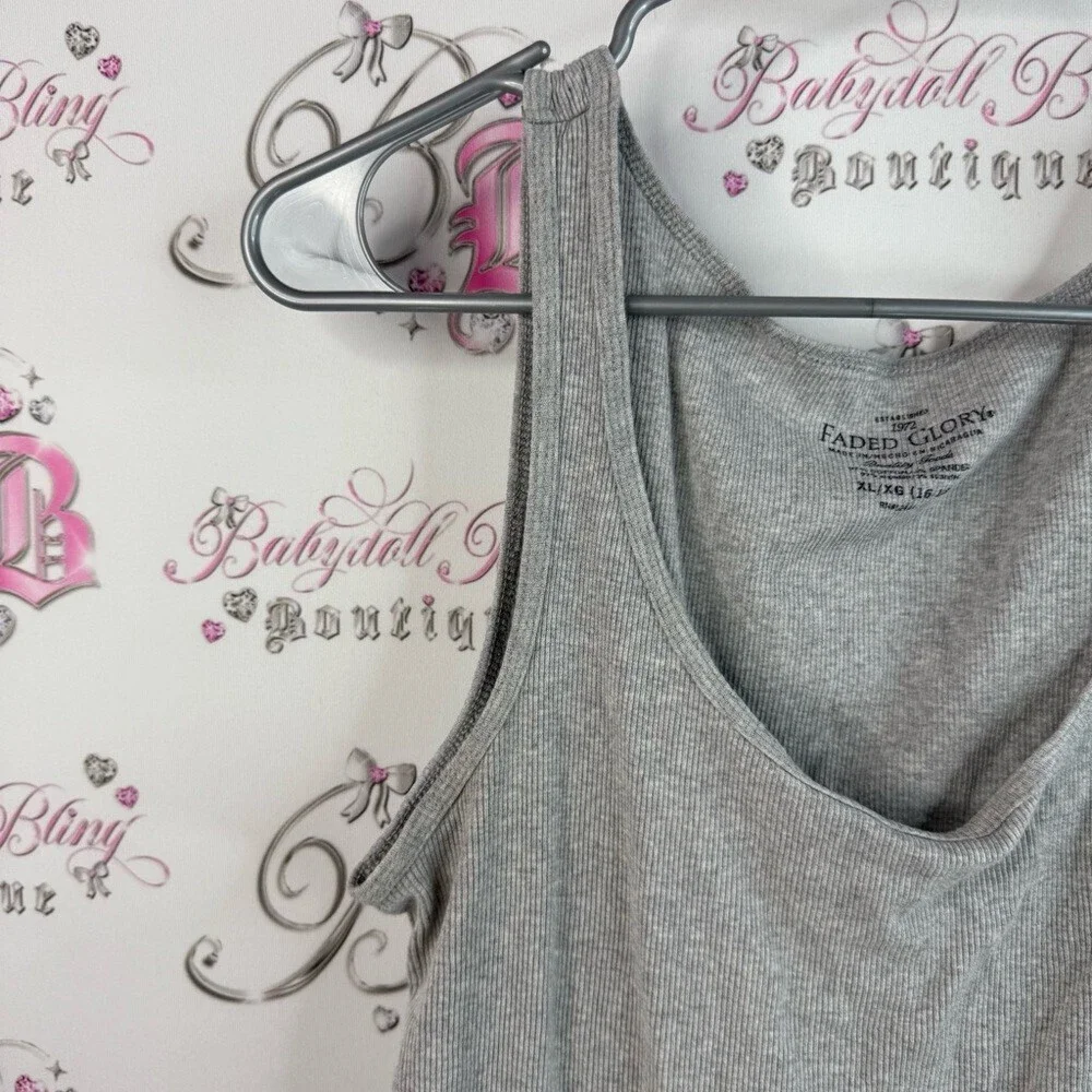 Faded Glory tank top swoop neck ribbed shirt Light Gray Women's Tank Top